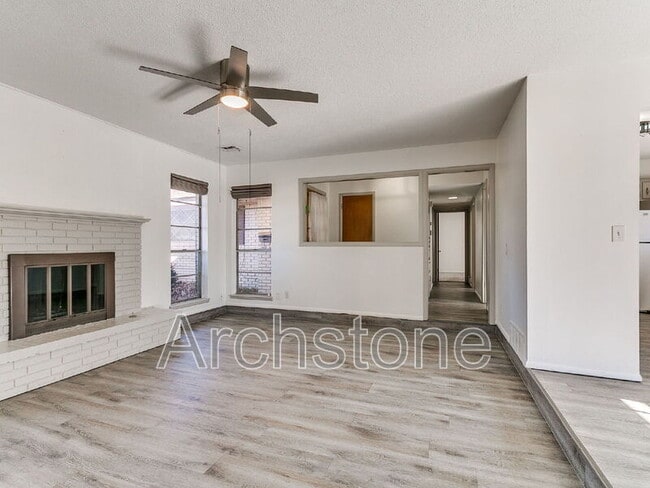 Building Photo - 4506 NW 26th St