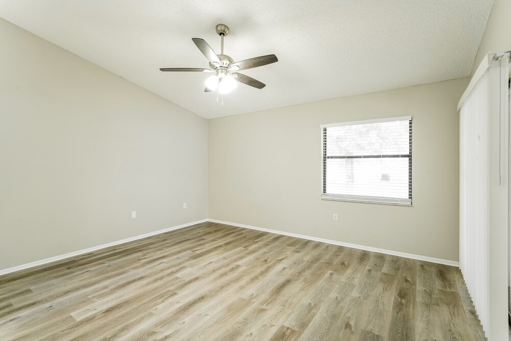 Building Photo - 8046 Hathaway Dr