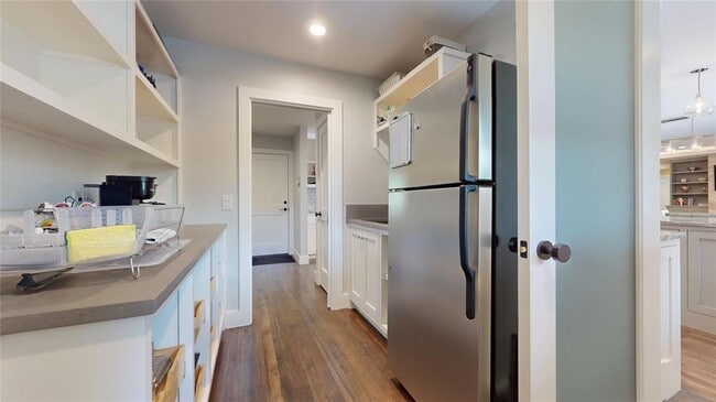 Building Photo - 3102 Foxfire Dr
