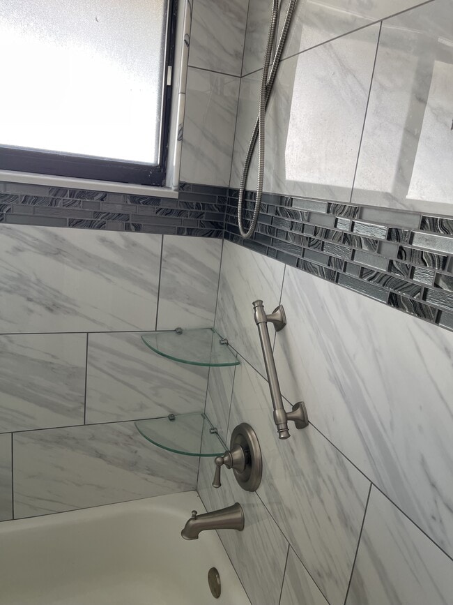 Building Photo - 6455 Jarvis Rd