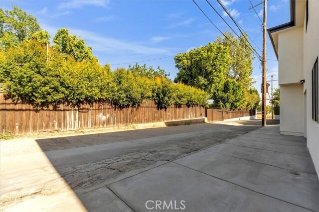 Building Photo - 11526 Balboa Blvd