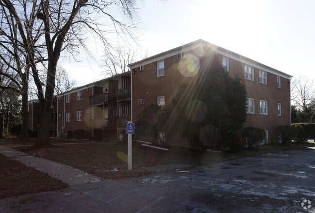 Building Photo - 200 Brandywine