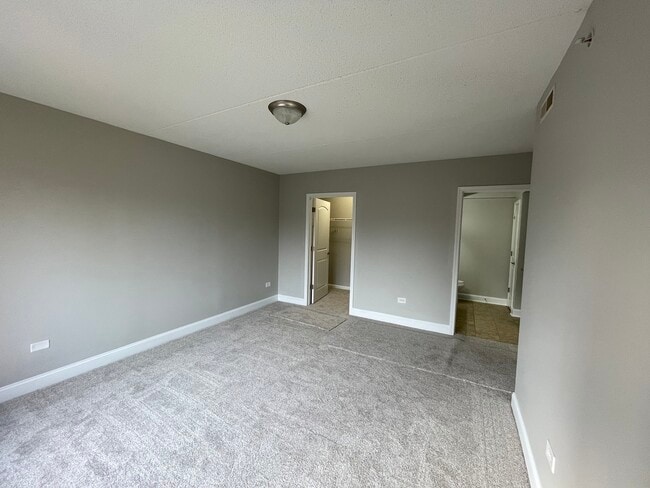 Building Photo - 655 Perrie Dr