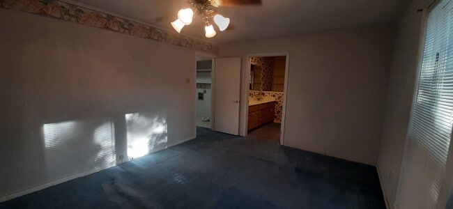 Building Photo - 132 Dunn Hollow Dr