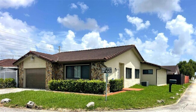 Primary Photo - 1727 SW 136th Pl