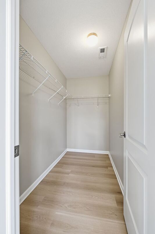 Building Photo - 6136 Deansboro Dr