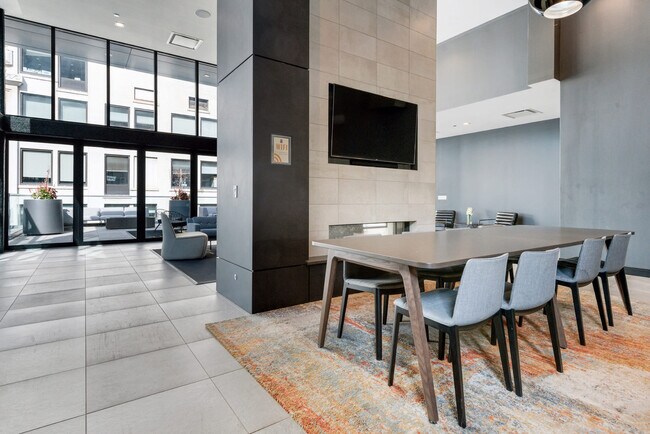 Building Photo - 29 S LaSalle St