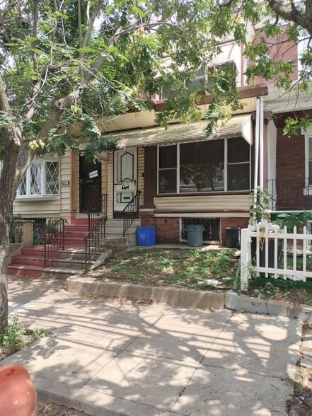 Primary Photo - 1129 S 56th St
