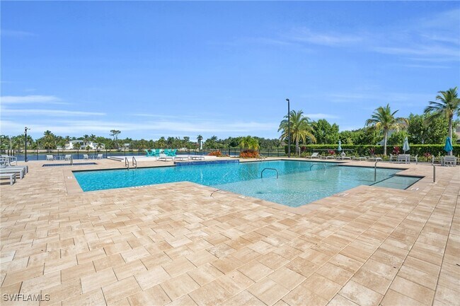 Building Photo - 4595 Arboretum Cir