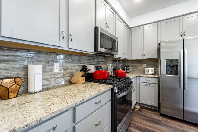 Building Photo - 444 Tigercat Wy