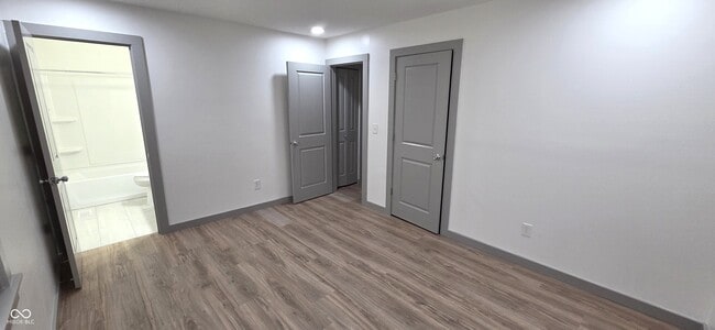 Building Photo - 8421 Banyan Ln