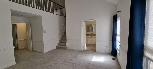 Building Photo - 9706 Whitley Park Pl