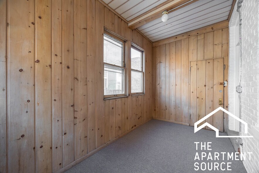 Building Photo - 2130 W Concord Pl