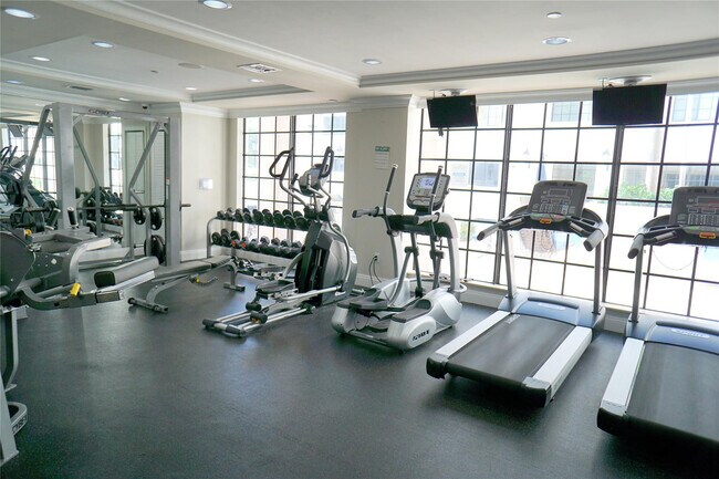 Building Photo - 233 S Federal Hwy