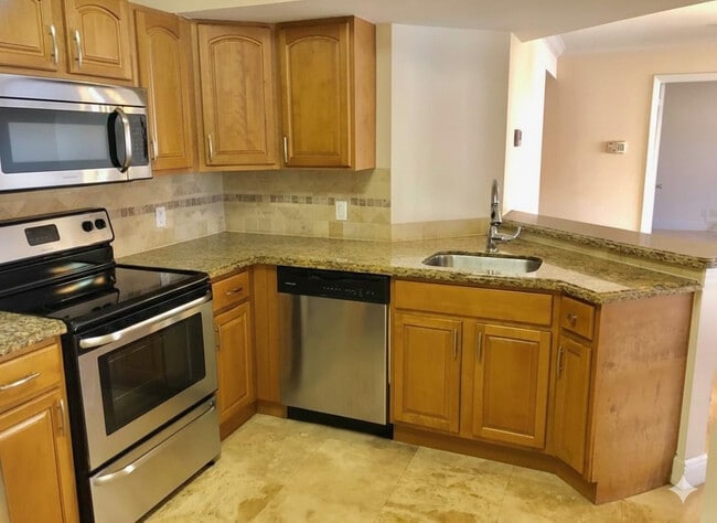 Building Photo - 8721 Wiles Rd