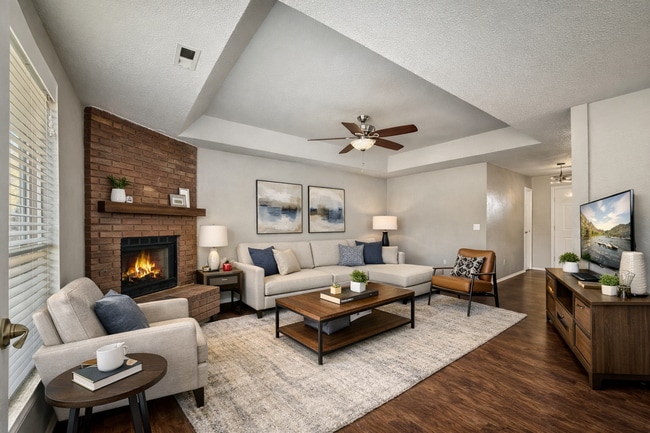 Building Photo - 1203 SE 21st St