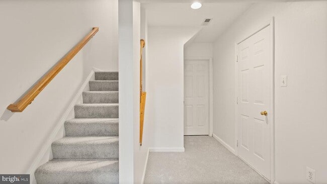 Building Photo - 21753 Ladyslipper Sq