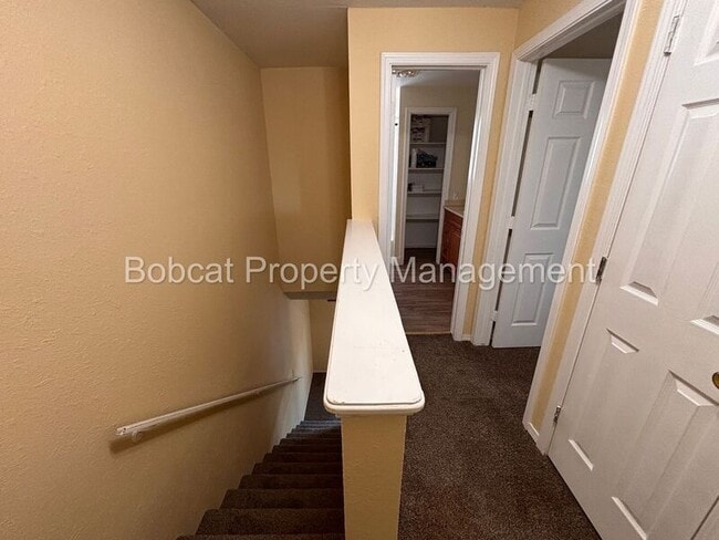 Building Photo - 1316 Green Dr