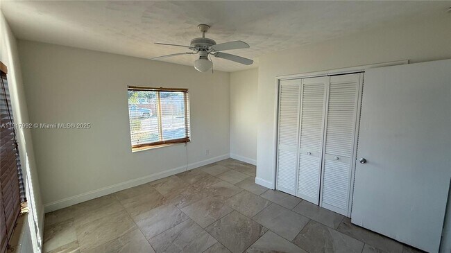 Building Photo - 212 SW 13th St