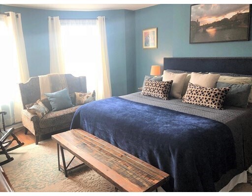 Building Photo - 623 Tremont St