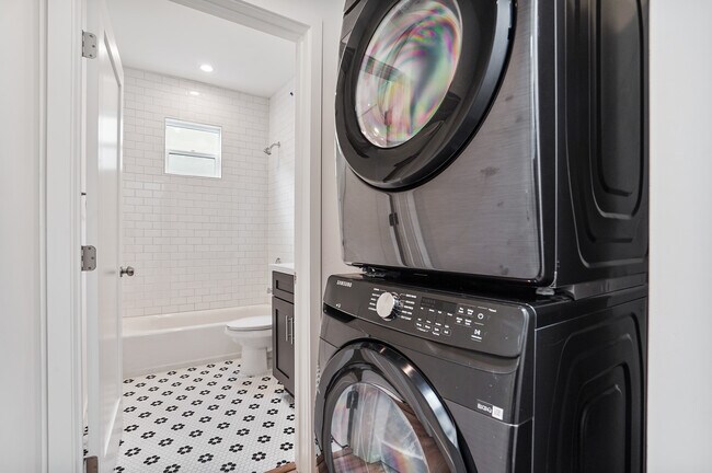 Building Photo - 5187 20th St