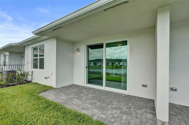 Building Photo - 3783 Harborside Ave