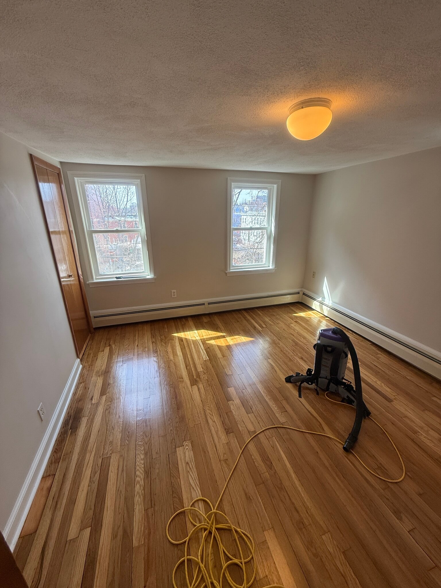 Building Photo - 22 8th St