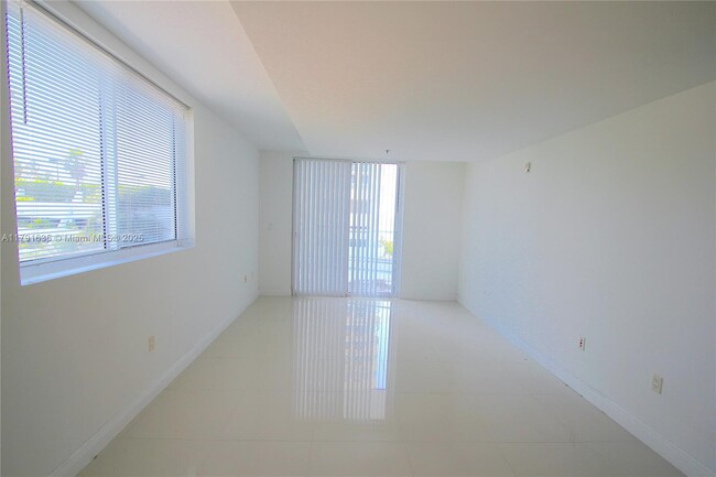Building Photo - 6362 Collins Ave