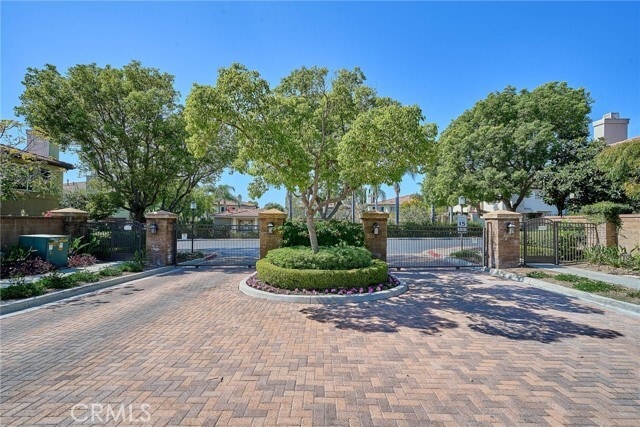 Building Photo - 441 Ridgeway