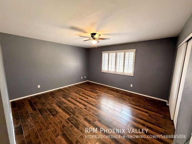 Building Photo - 8151 W Sierra Vista Dr