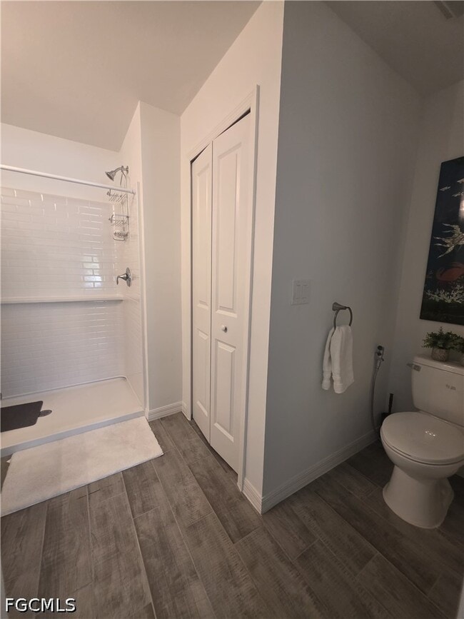 Building Photo - 4421 NE 15th Pl