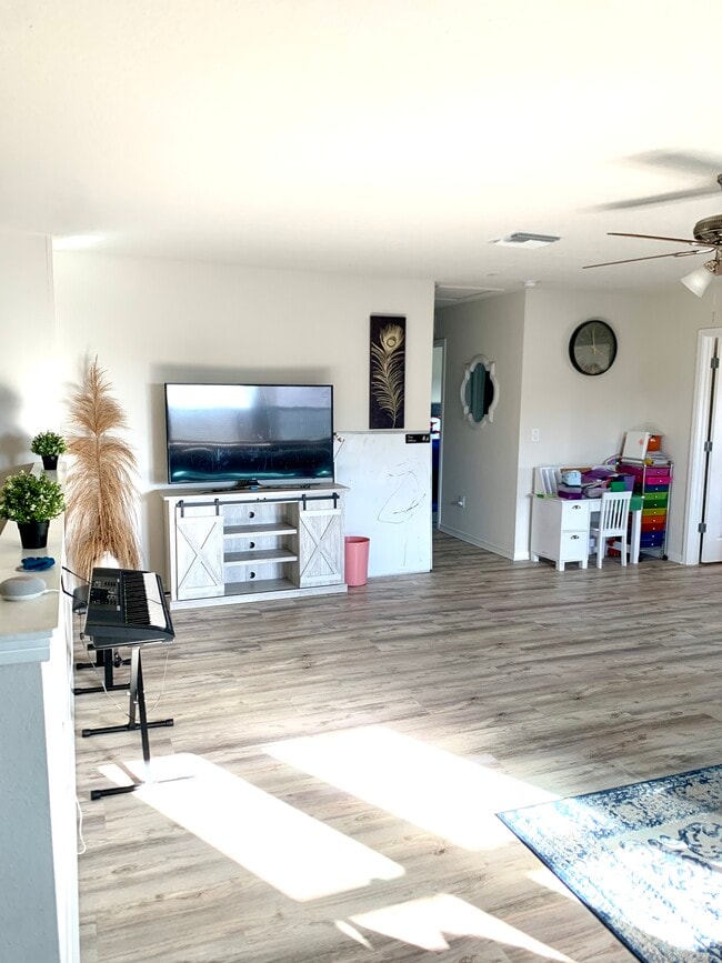 Building Photo - 5438 Keaton Springs Dr