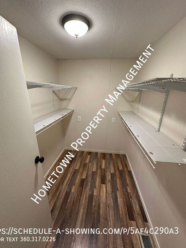 Building Photo - 18209 Corvallis St SW