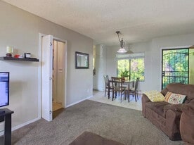 Building Photo - 6725 Mission Gorge Rd