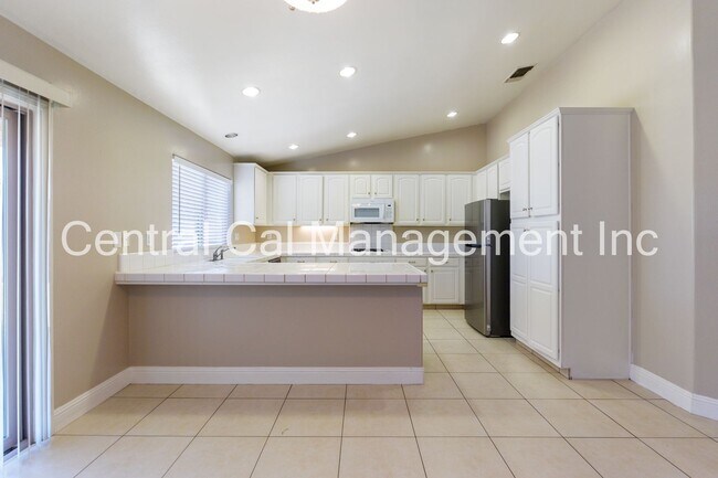 Building Photo - 12708 Beechfield Dr