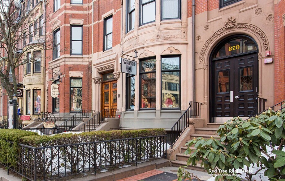 Building Photo - 270 Newbury St