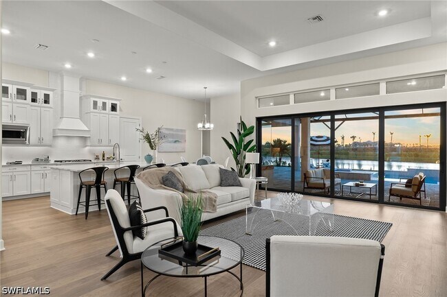 Building Photo - 15429 Turin Dr