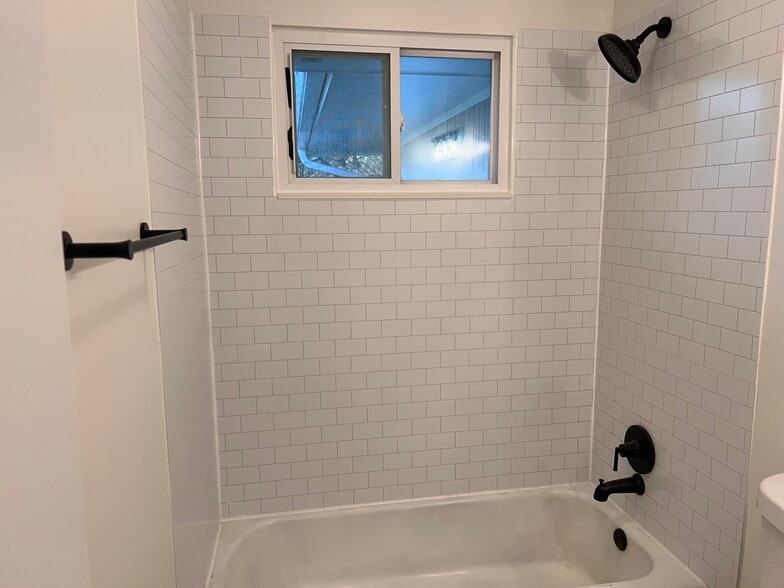 Building Photo - 5848 Lanier Blvd