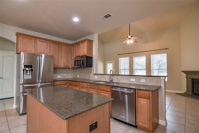 Building Photo - 3901 Wilderness Path Bend