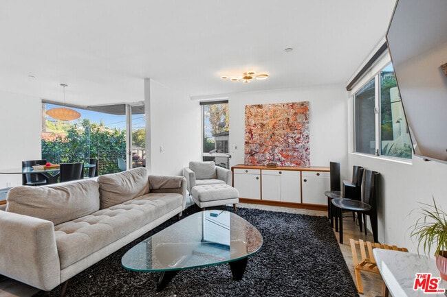 Building Photo - 6127 Glen Tower St