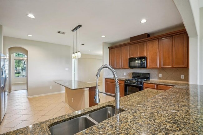 Building Photo - 14027 Mohave Way Dr