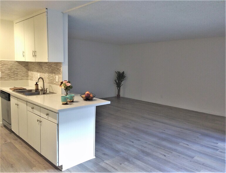 Summerwood Park Apartments 1500 Hickory Ave Torrance CA 90503