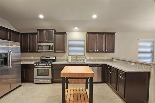 Building Photo - 2404 Slalom Dr