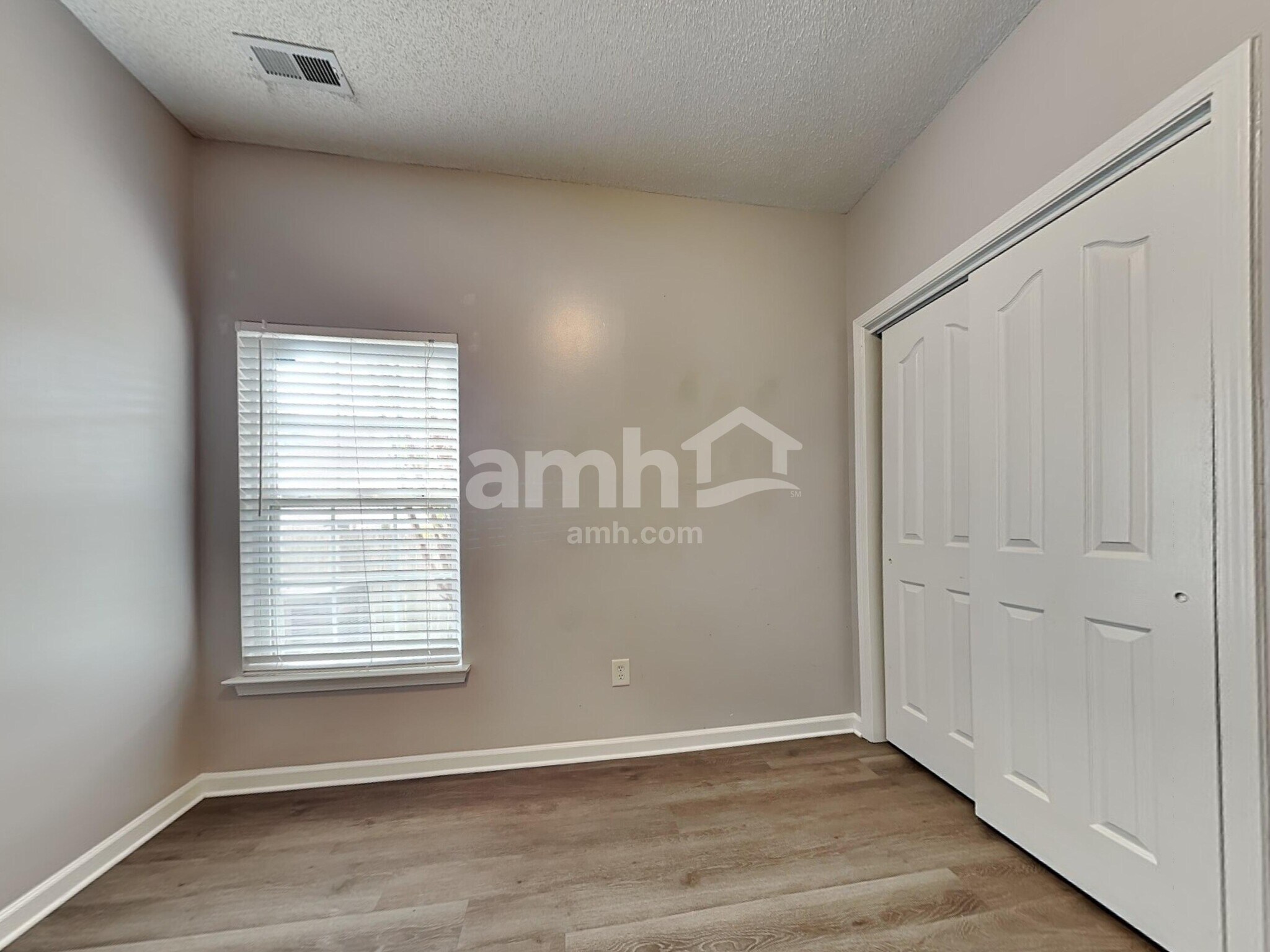 Building Photo - 4614 Sahalee Ln