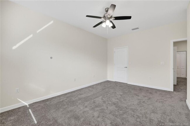 Building Photo - 9504 SW Otter Ln