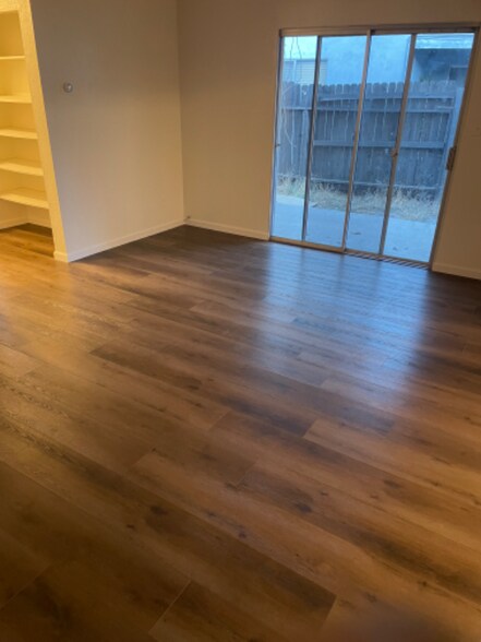 Building Photo - 2807 Plantation Pl