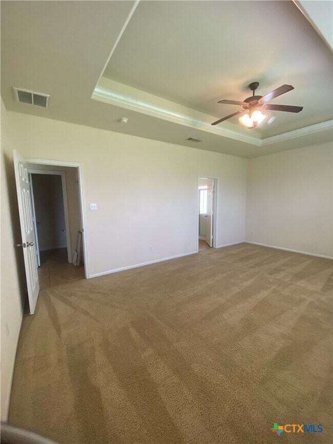 Building Photo - 6111 Graphite Dr