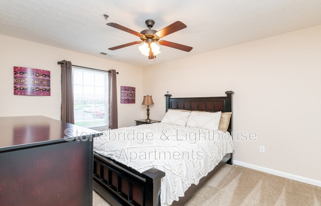 Building Photo - 201 Stonebench Cir