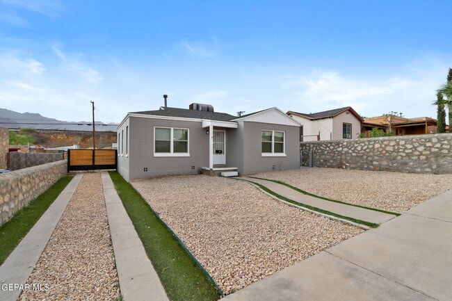 Building Photo - 2105 Happer St