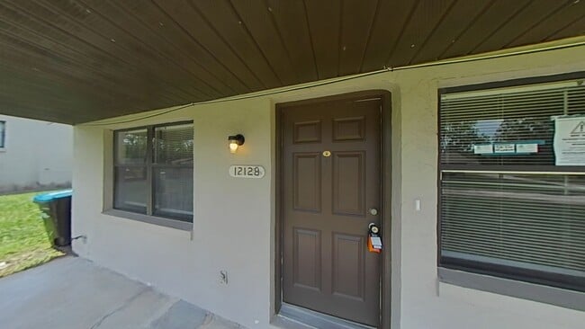 Building Photo - Beautiful 1 Bed 1 Bath Close to Town